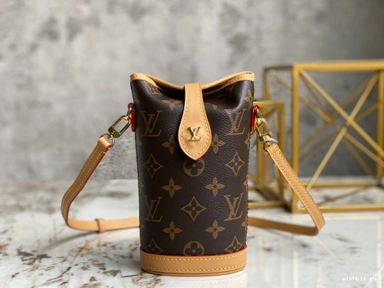 WIS FOLD ME VUITTON POUCH LOUIS 0926